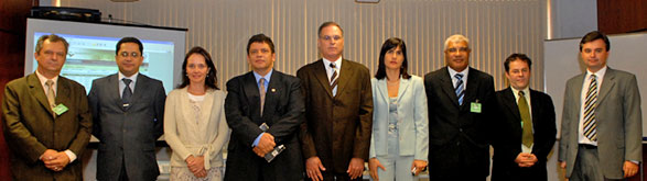 Esq./dir.: doutores Srgio Busso, Wilson Pocidonio da Silva, Patricia Ferraz, Manoel Carlos Toledo Filho, Luiz Jos Dezena da Silva, Andra Guelfi Cunha, Flauzilino Arajo dos Santos, Walter de Oliveira e Flavio Landi
